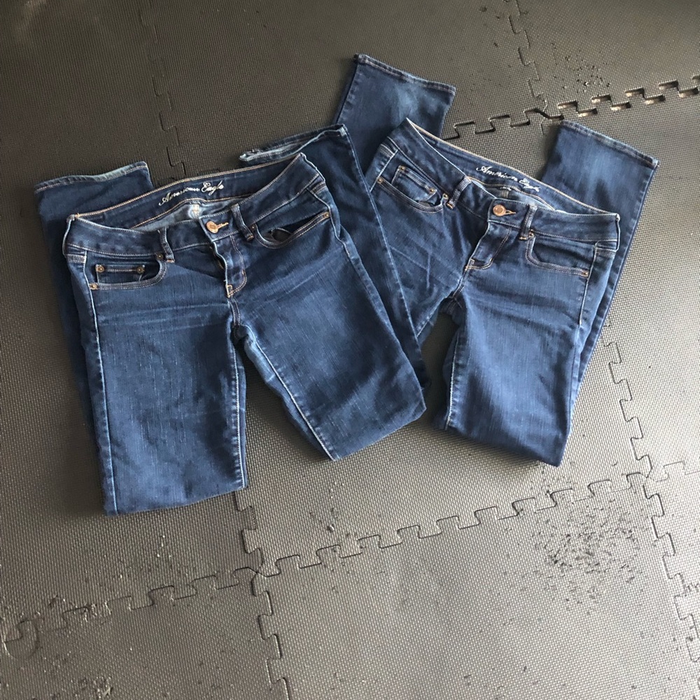 American Eagle jeans 2 pair!